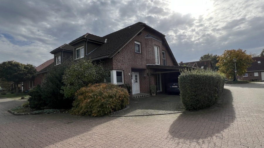 Straßenansicht - "Ihr neues Zuhause in Sendenhorst"