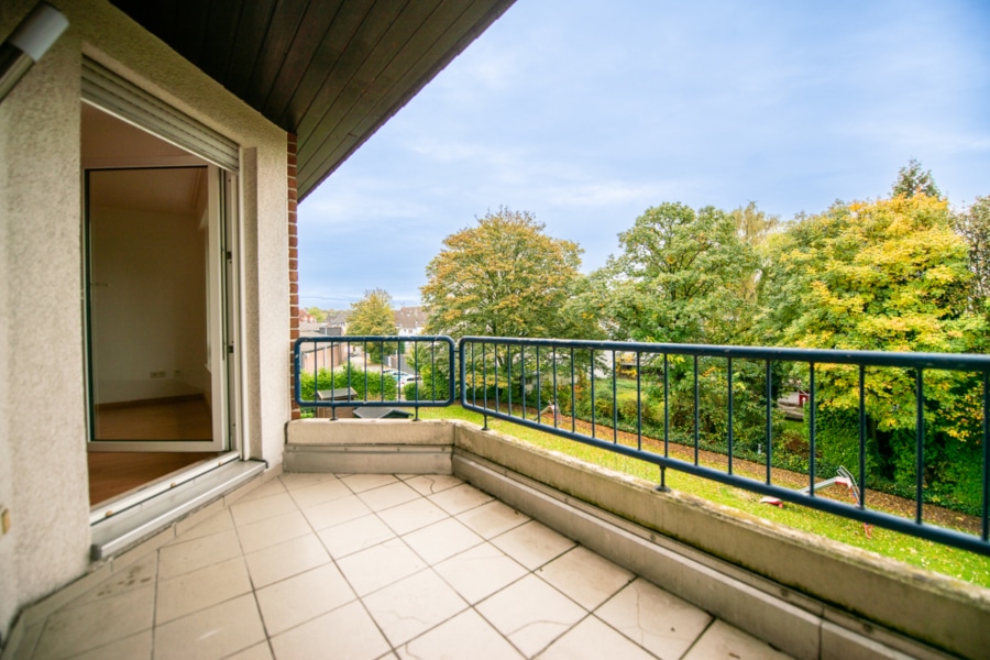 weitere Ansicht Balkon - Komfortabel und gemütlich: 3-Zimmer-Wohnung mit Loggia