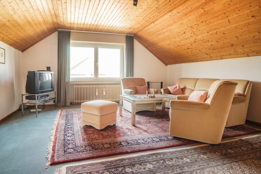 Schlafzimmer OG - Zeitreise mit Stil: Ihr Traumhaus aus den Siebzigern in Ledde's idyllischer Ruhe!