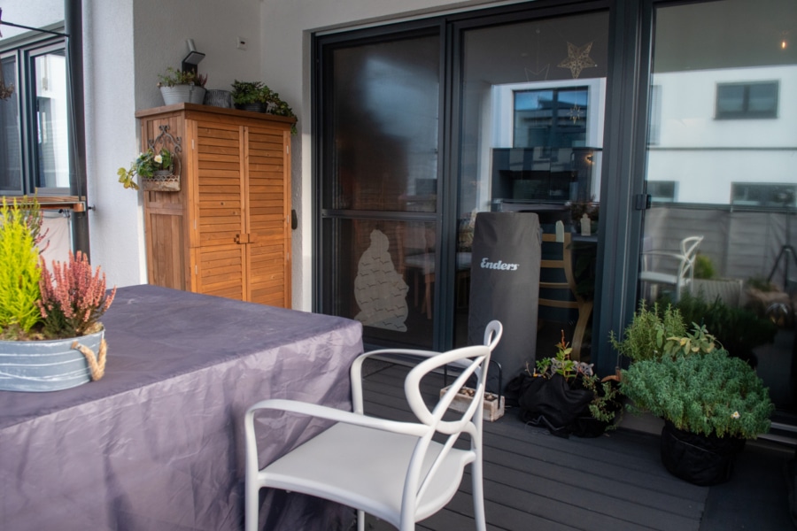 Balkon - Stilvolles Wohnen: Exklusive Dachgeschosswohnung mit Balkon und moderner Ausstattung!