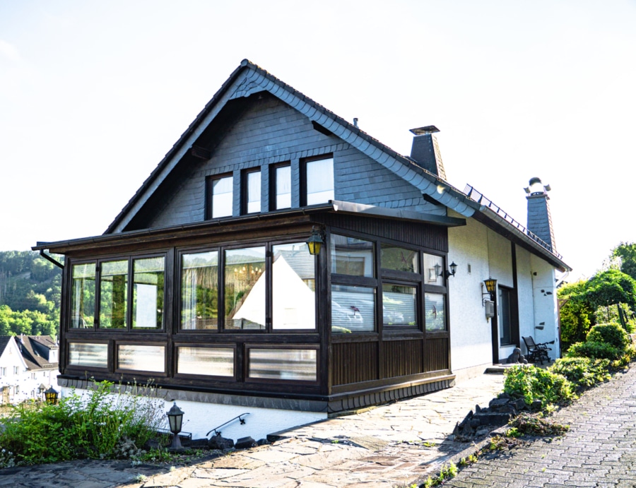 Ansicht Wintergarten - Fernblick in begehrter Lage