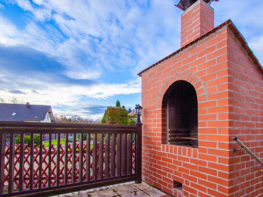 Kamin Terrasse - Familienglück in Pegau: Ihr Traumhaus wartet auf Sie!