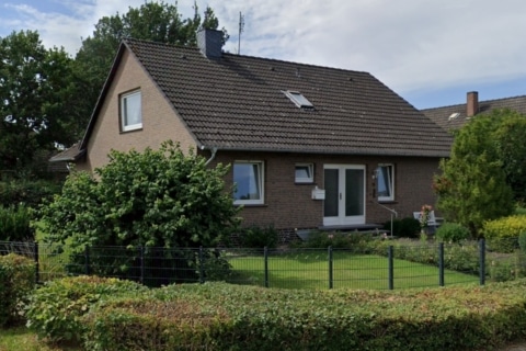 Traum­haftes Einfa­mi­li­enhaus in Neubruch­hausen – Platz für die ganze Familie!, 27211 Bassum / Neubruchhausen, Einfamilienhaus