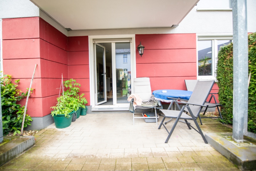 Ansicht Terrasse - Kapitalanleger aufgepasst! Attraktive Erdgeschosswohnung sucht neuen Besitzer!