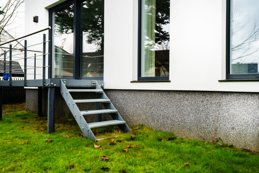 Garten - Exklusives Wohnen in Toplage von Ibbenbüren – Traumhafte Erdgeschosswohnung mit großem Garten!