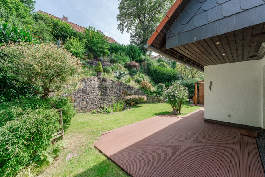 Ansicht Außenbereich - Haus am Baldeneysee mit Garten und Garage!