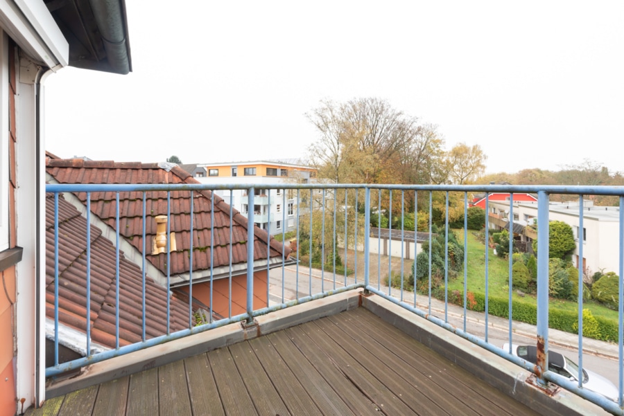 Ansicht Balkon 2 (Nord) - Wohnen über zwei Etagen mit TOP-Ausblick!