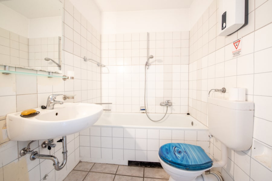 Badezimmer - Bezugsfreie Eigentumswohnung in Essen Bergerhausen