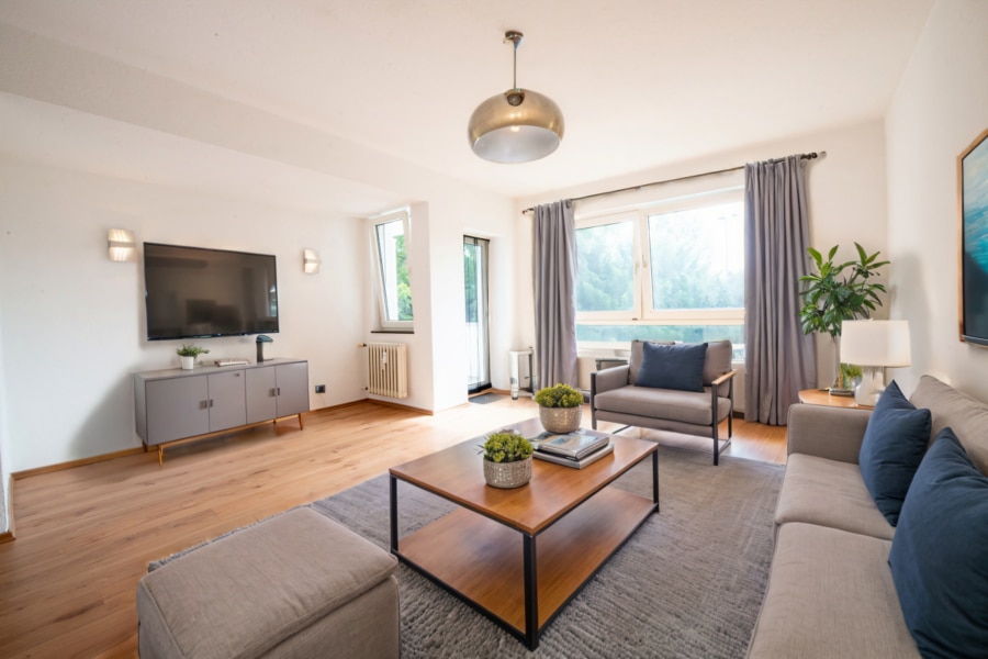 Virtual Staging Wohn- und Essbereich - Bezugsfreie Eigentumswohnung in Essen Bergerhausen