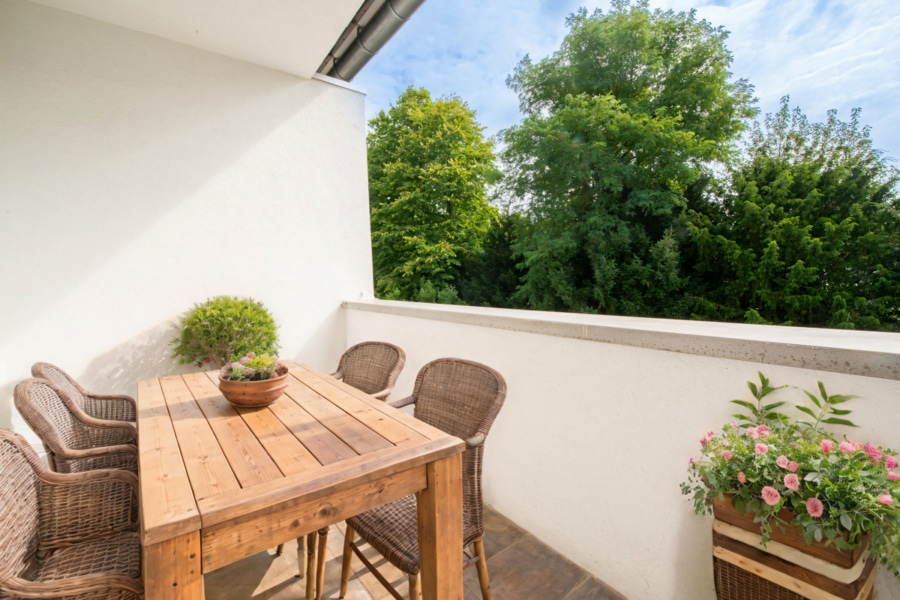 Virtual Staging Loggia - Bezugsfreie Eigentumswohnung in Essen Bergerhausen