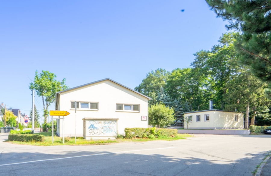 Ansicht Kreuzung - Gewerbeimmobilie in Burgstädt mit Bungalow