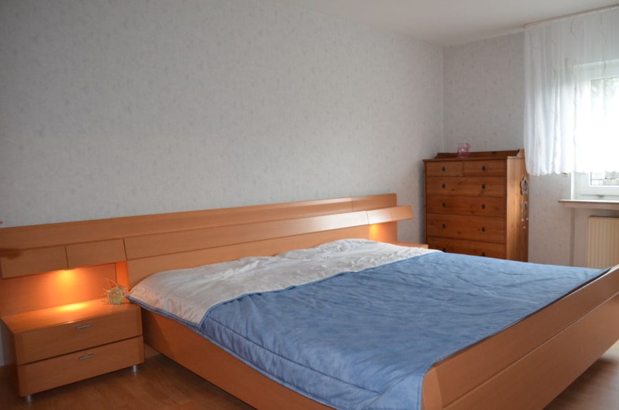 10 Schlafzimmer - Möbliertes Wohnen in Wiehl