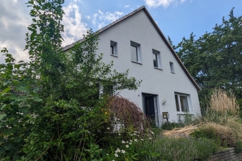 Einfa­mi­li­enhaus mit großem Potenzial in Barsinghausen!, 30890 Barsinghausen, Einfamilienhaus