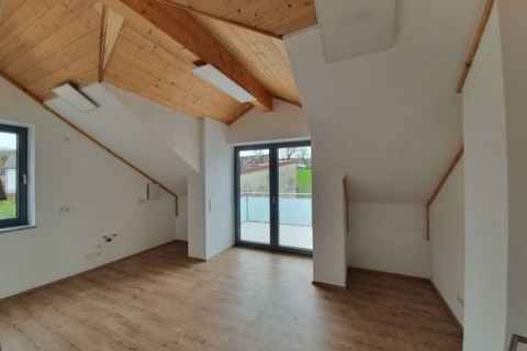 Eigen­tums­wohnung mit Charme, 86647 Buttenwiesen / Lauterbach, Etagenwohnung