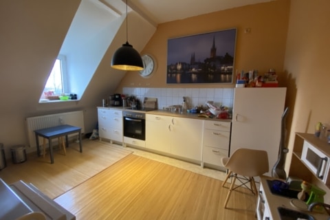 Willkommen in Ihrem neuen Zuhause!, 44803 Bochum, Dachgeschosswohnung