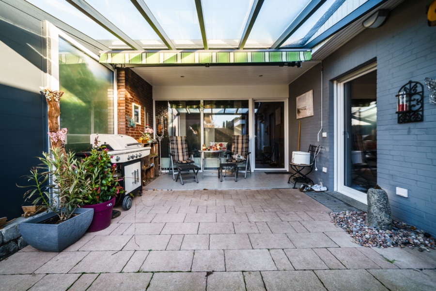 Garten / Terrasse - Nachhaltigkeit trifft Komfort – Ein moderner Bungalow mit Charakter in Mettingen!