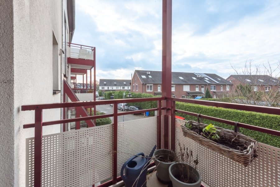 Aussicht Balkon I - V E R K A U F T - Gemütlichkeit in Breitscheid!