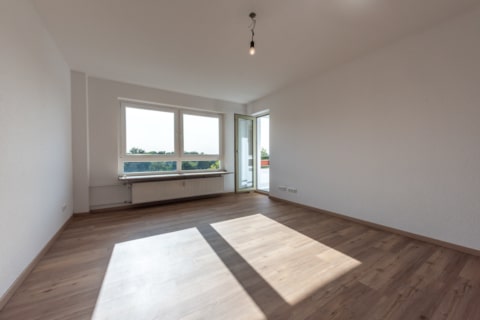 Ihr neues Zuhause: Stilvolle Wohnung mit Aussicht und Balkon!, 45219 Essen / Kettwig, Etagenwohnung