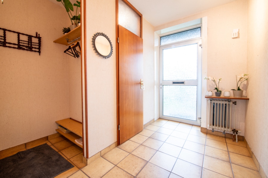 Ansicht Garderobe - RESERVIERT - Lucky Family- in Bestlage des Heisinger Oberdorfs!