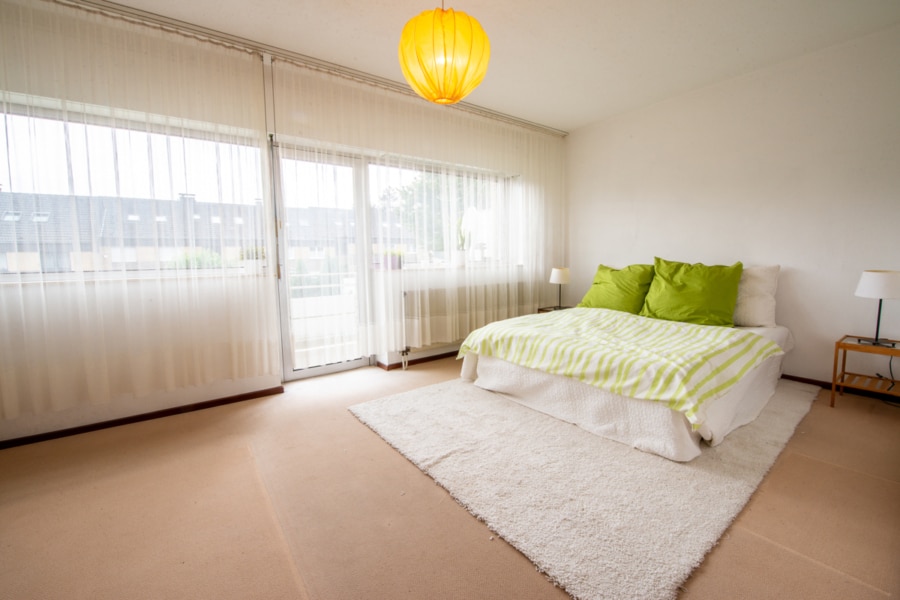 Ansicht Schlafzimmer - RESERVIERT - Lucky Family- in Bestlage des Heisinger Oberdorfs!