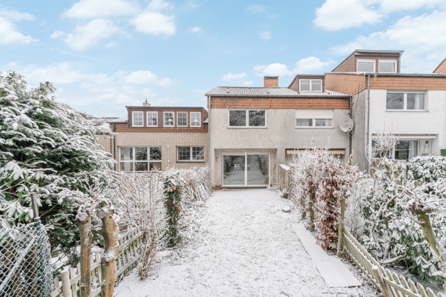 Ansicht Garten 2 - Ihr neues Zuhause in bester Lage in Stiepel!