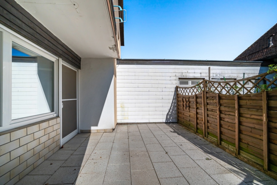 Südterrasse - Zweifamilienhaus mit Ausbaupotenzial – Perfekte Kombination aus Eigenheim und Kapitalanlage!