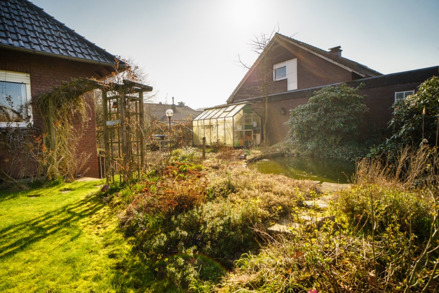 Garten - Ihr neues Zuhause: Großzügiges Einfamilienhaus in idyllischer Siedlungslage von Ledde!