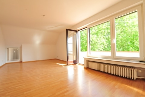 Großzügige 106 m² Wohnung mit atembe­rau­bendem Ausblick, 21680 Stade, Etagenwohnung