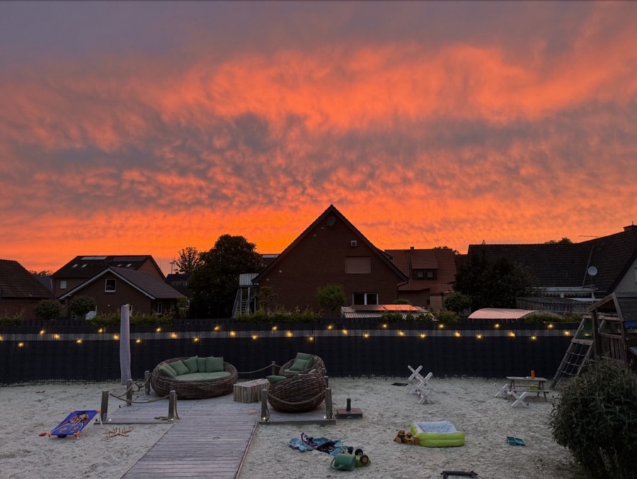 Außenansicht Garten - Exklusives Einfamilienhaus in Dörenthe: Urlaubsoase mit Strandgarten!