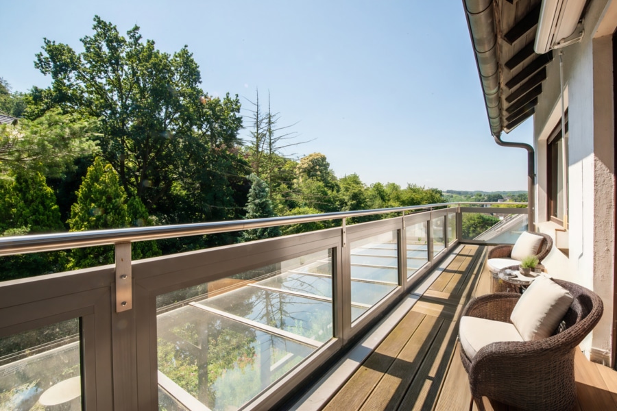 Ansicht Balkon EG rechts - Einmalig in Essen Kupferdreh!