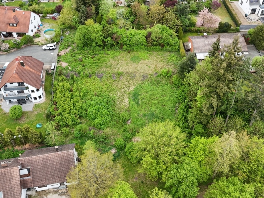 Unverbaubarer Blick und idyllische Lage - Erschlossenes Grundstück in sonniger Hanglage – Ideal für individuelle Wohnkonzepte