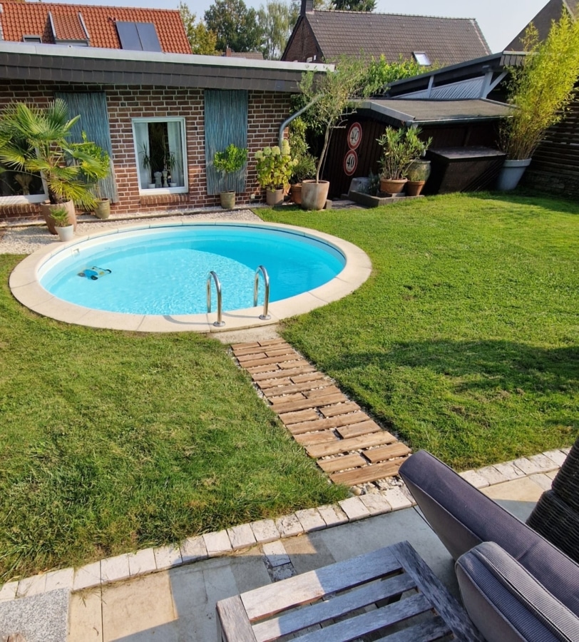 Ansicht Pool von Terrasse - Schöner Leben und Wohnen