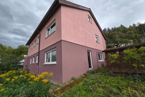 Start frei für Ihre Familie - Prakti­sches 2-Famili­enhaus in Lomersheim, 75417 Mühlacker, Zweifamilienhaus