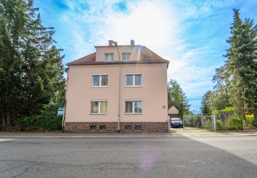 Ansicht - Charmantes Einfamilienhaus mit Einliegerwohnung in Limbach Oberfrohna