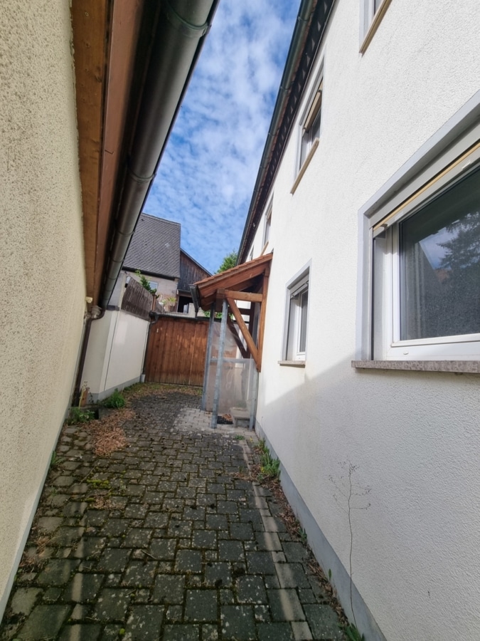 Zwischenbereich - Charmantes Einfamilienhaus in Abenberg