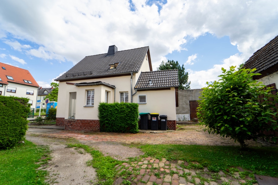 Seitenansicht - Kleines Einfamilienhaus in ruhiger Wohnlage