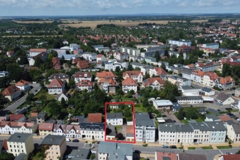 Famili­en­glück in Güstrow: Geräu­miges Einfa­mi­li­enhaus in zentraler Lage., 18273 Güstrow, Zweifamilienhaus