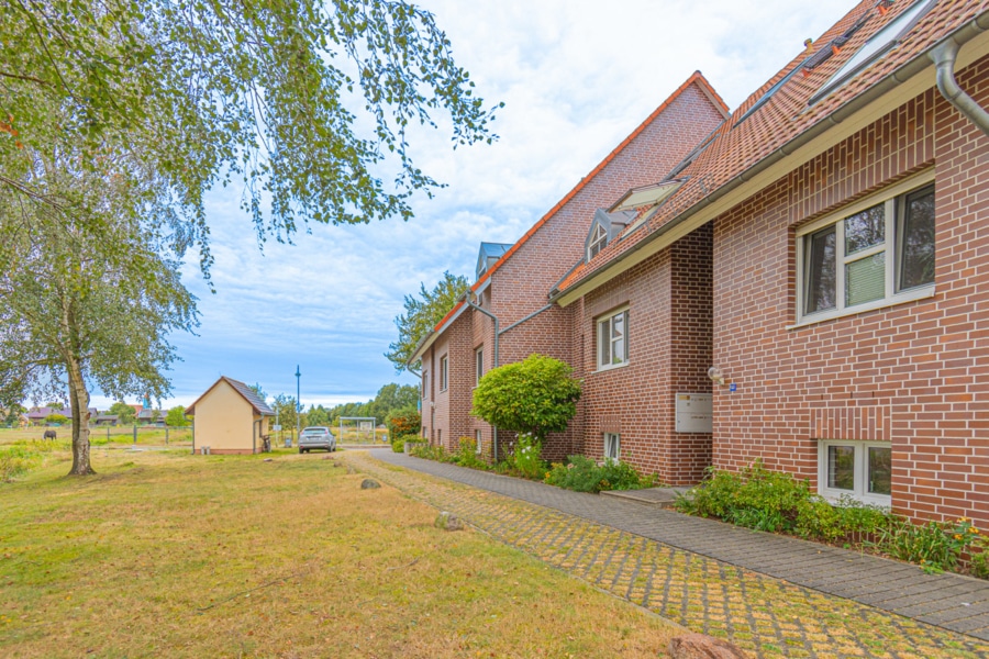 Frontbild - Ertragsstarkes Immobilienpaket - 6 Vermietete Wohnungen in Gepflegter Wohnanlage