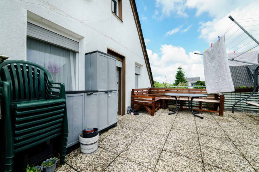 Dachterrasse/Balkon Wohnung 2 - Perfekte Symbiose: Wohn- und Geschäftshaus in Lengerich mit Autowerkstatt und Wohnungen!