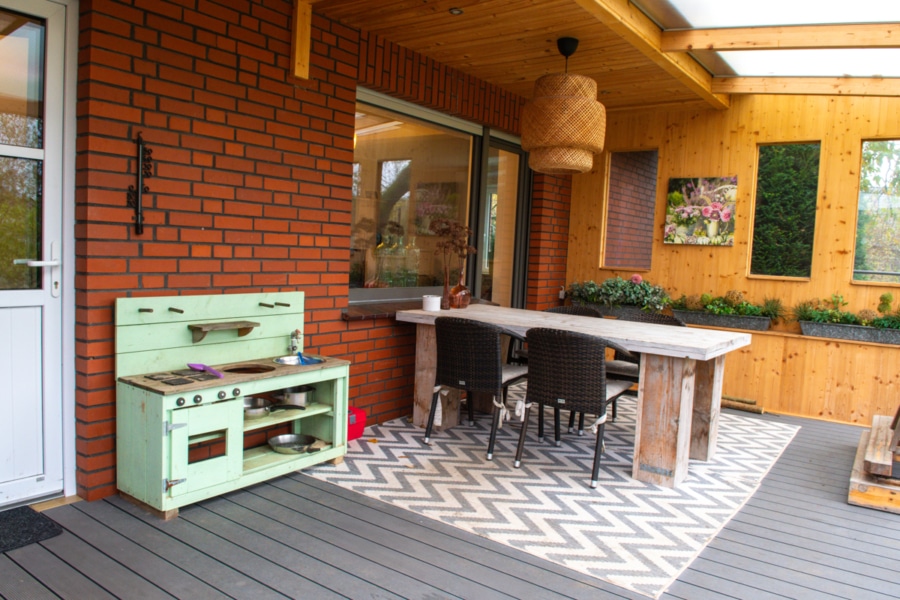 Terrasse - Traumhaft modernisiertes Einfamilienhaus im ländlichen Idyll von Obersteinbeck!