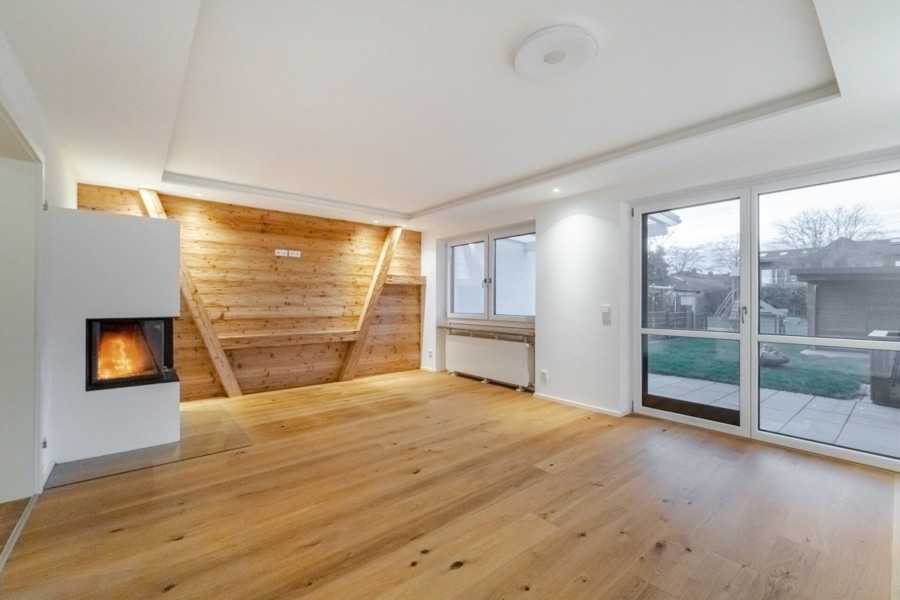 Blick in den Garten - Naturnah wohnen, modern genießen: Ihr Neues Zuhause in der Waldkolonie