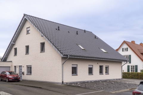 Dreifach gut: Wohnen, Vermieten, Investieren, 47551 Bedburg-Hau / Moyland, Haus