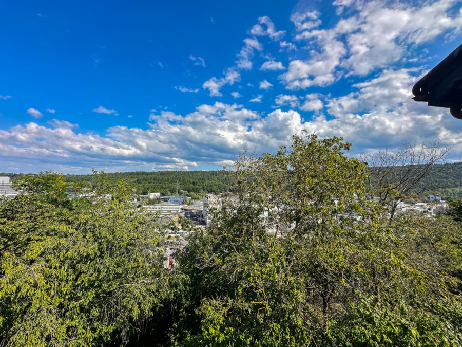 Ausblick - Schicke Maisonette-Wohnung – Ruhig & Zentral in Birkenfeld