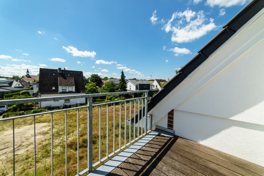 Balkon - Wohnen im Herzen von Recke: Stilvolle Dachgeschosswohnung!