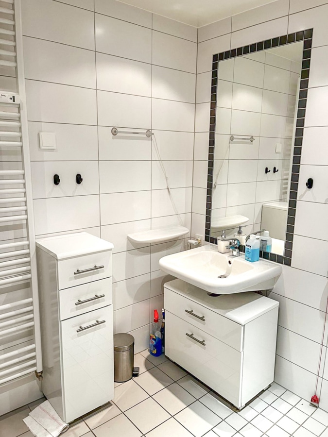 Badezimmer - Gemütliche Seniorenwohnung in Duisburg-Rheinhausen