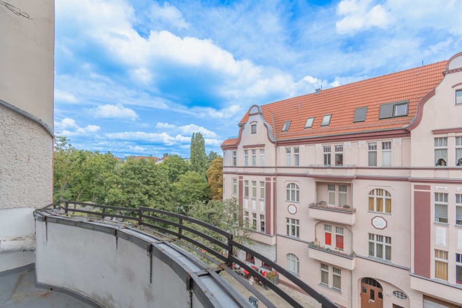 Balkon Südost - Nähe Altstadt Spandau mit 2 Balkonen im Altbaucharme