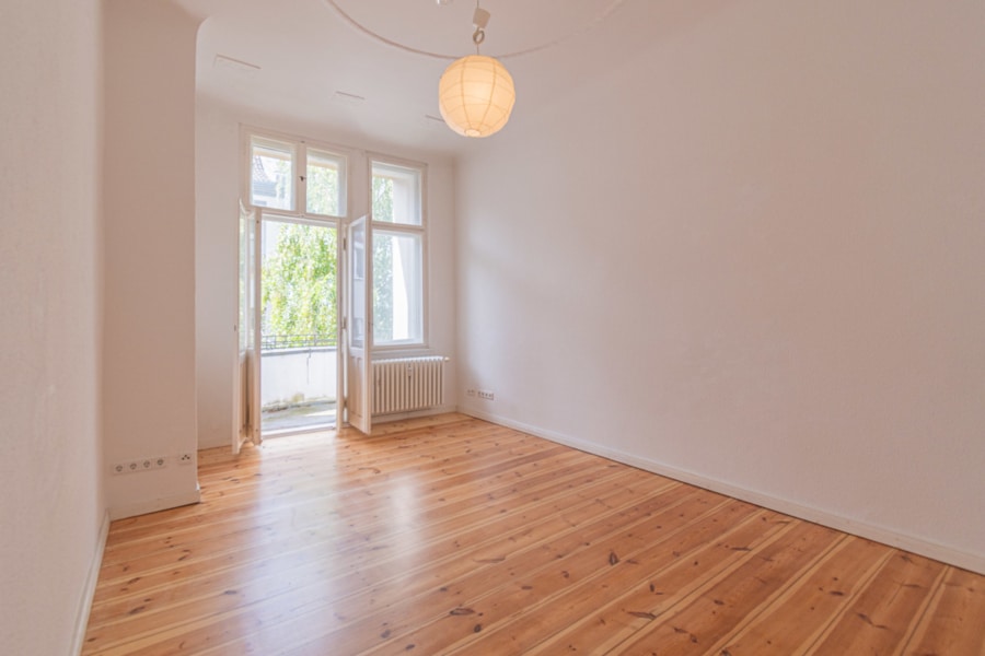 Schlafzimmer - Nähe Altstadt Spandau mit 2 Balkonen im Altbaucharme