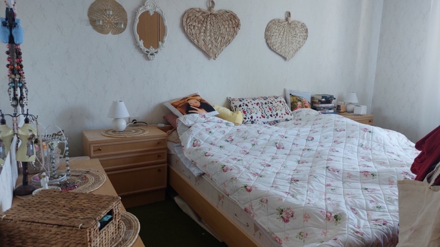 Schlafzimmer - Familiennest mit großem Garten