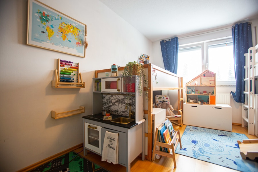 Kinderzimmer - Ihr Traumzuhause in Oberschleißheim:Moderne 4-Zimmer-Wohnung mit Balkon und exzellenter Ausstattung!