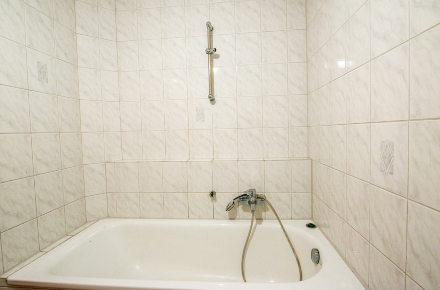 Ansicht Badewanne - Miss Charming - 3 Zimmer Wohnung mit Balkon